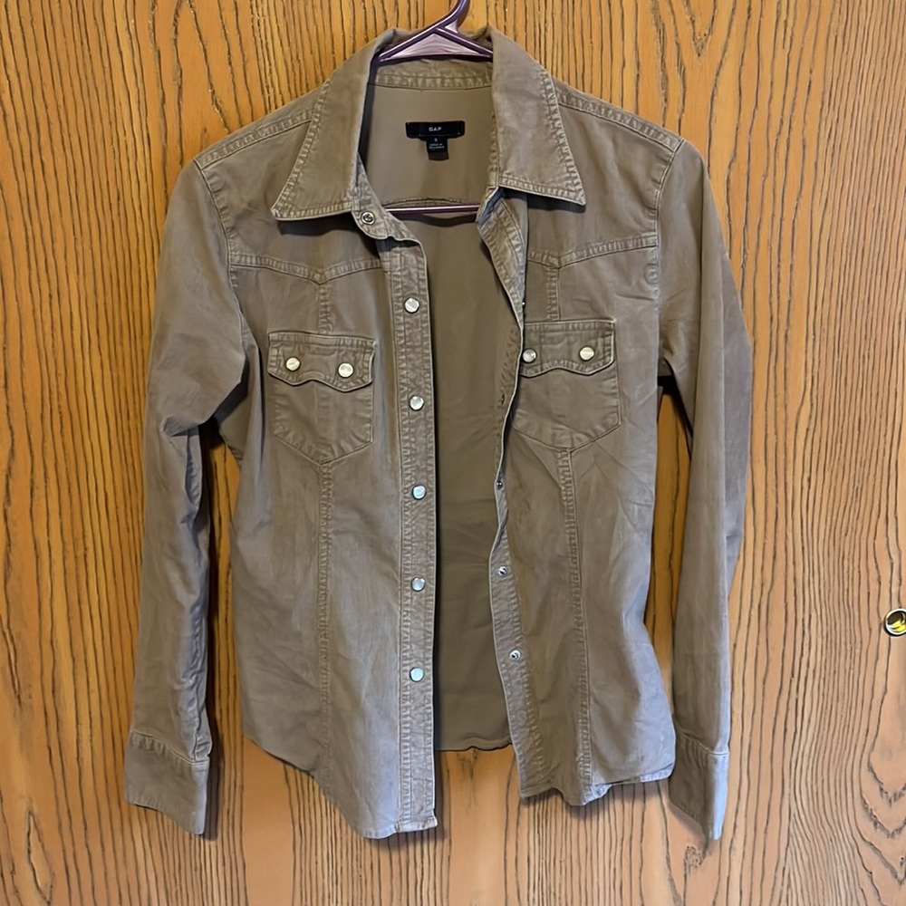 GAP Women’s Button Up Corduroy Jacket